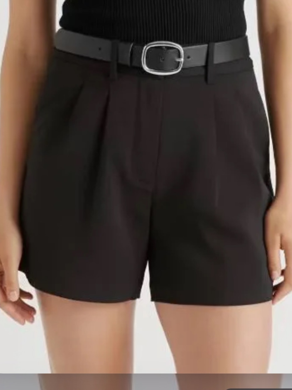 Quince Stretch Crepe Pleated Shorts Women’s Size 2 Black Tailored Dressy B6